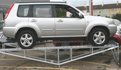 car display ramp